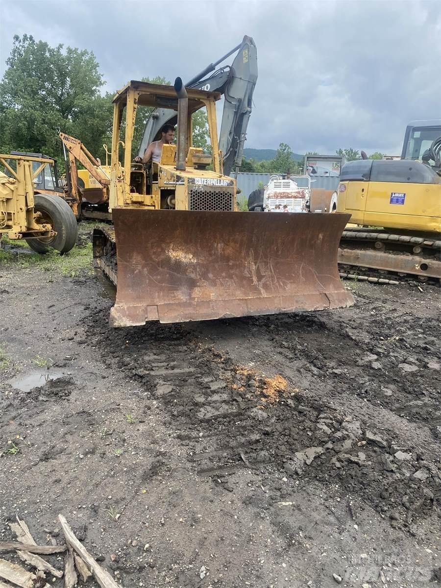 CAT D5C 크롤러 도저