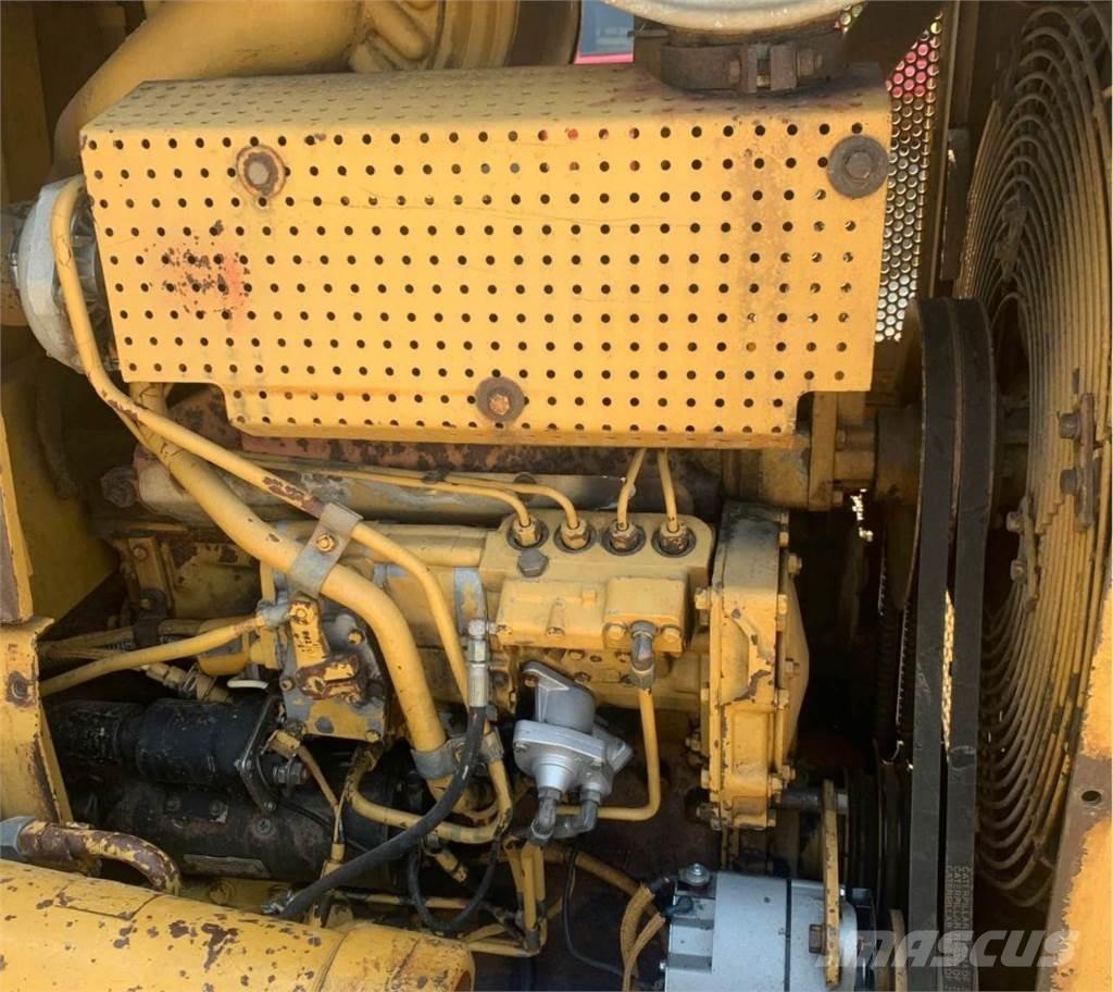 CAT D5H 크롤러 도저
