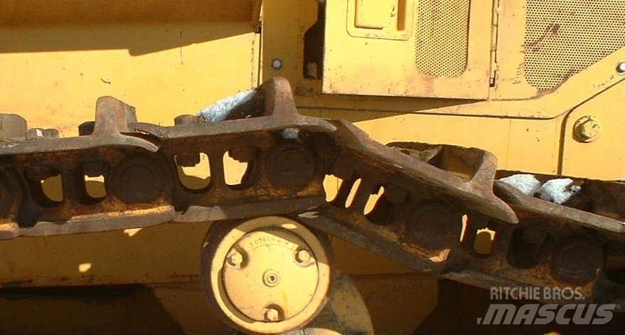 CAT D6C 트랙, 체인 및 언더캐리지