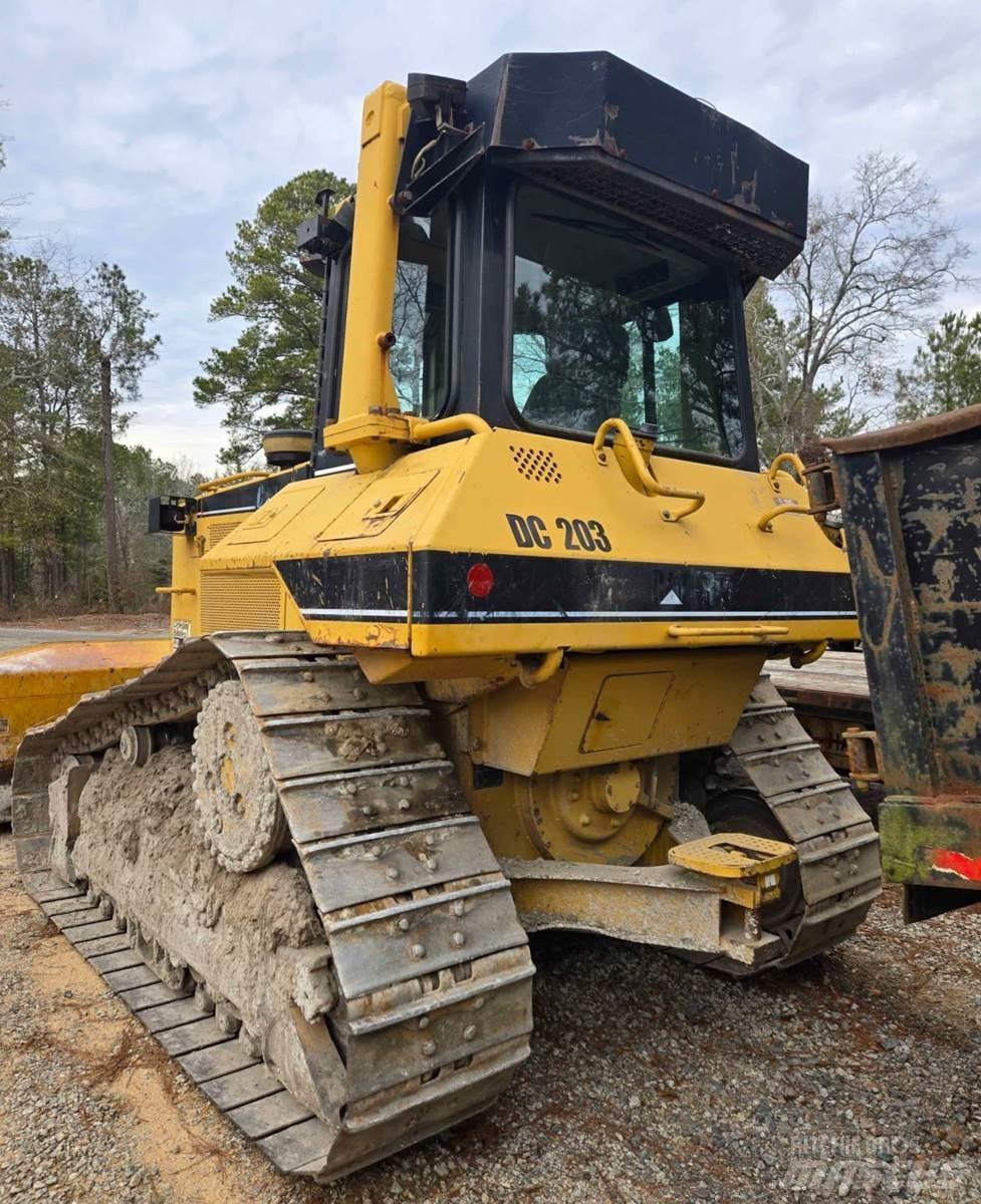 CAT D6M XL 크롤러 도저