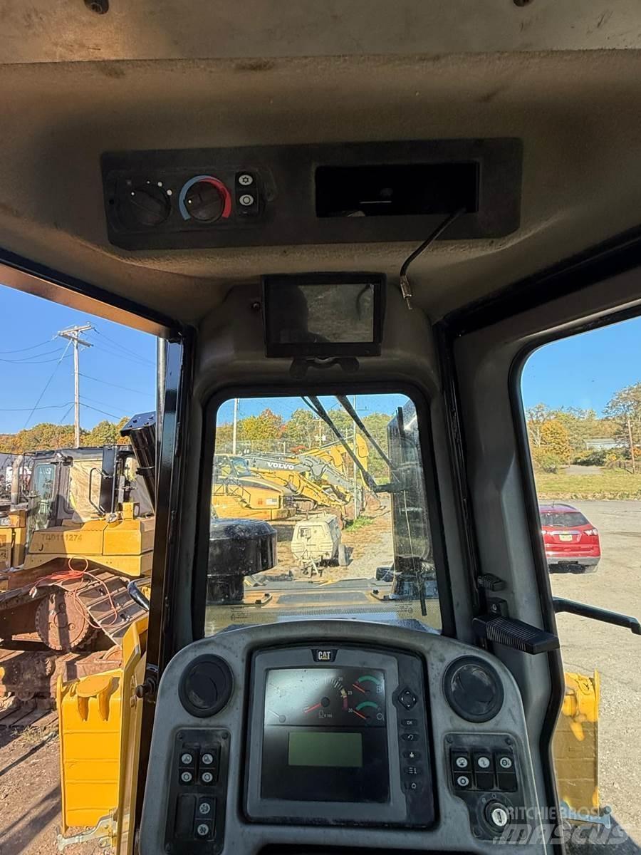 CAT D6T 크롤러 도저