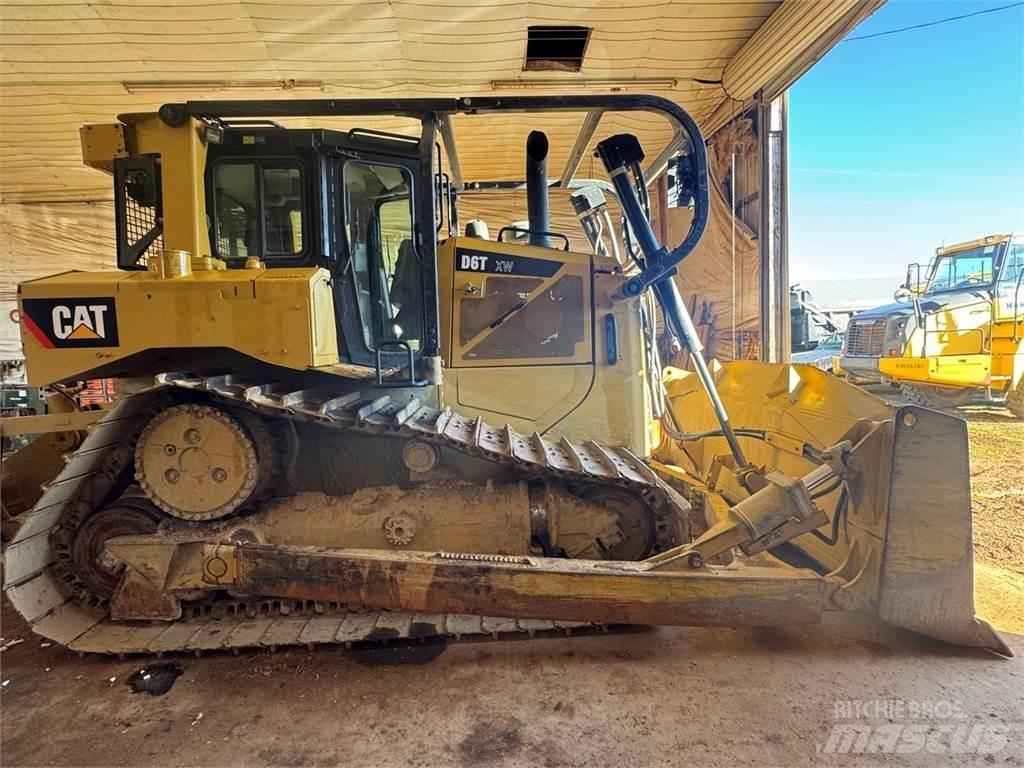CAT D6T XW 크롤러 도저