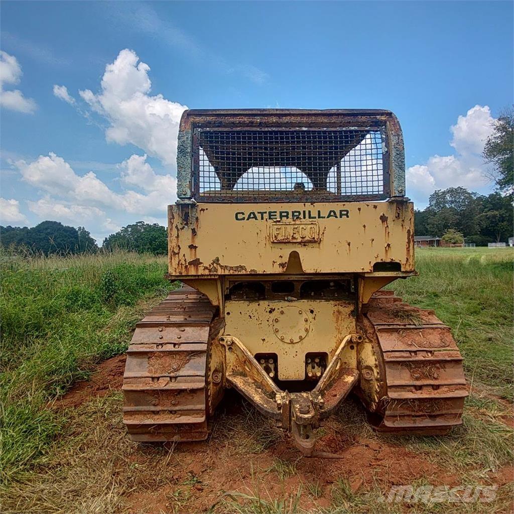 CAT D7E 크롤러 도저