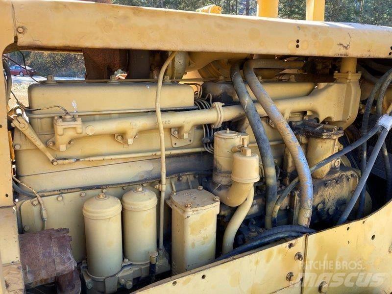 CAT D8H 크롤러 도저