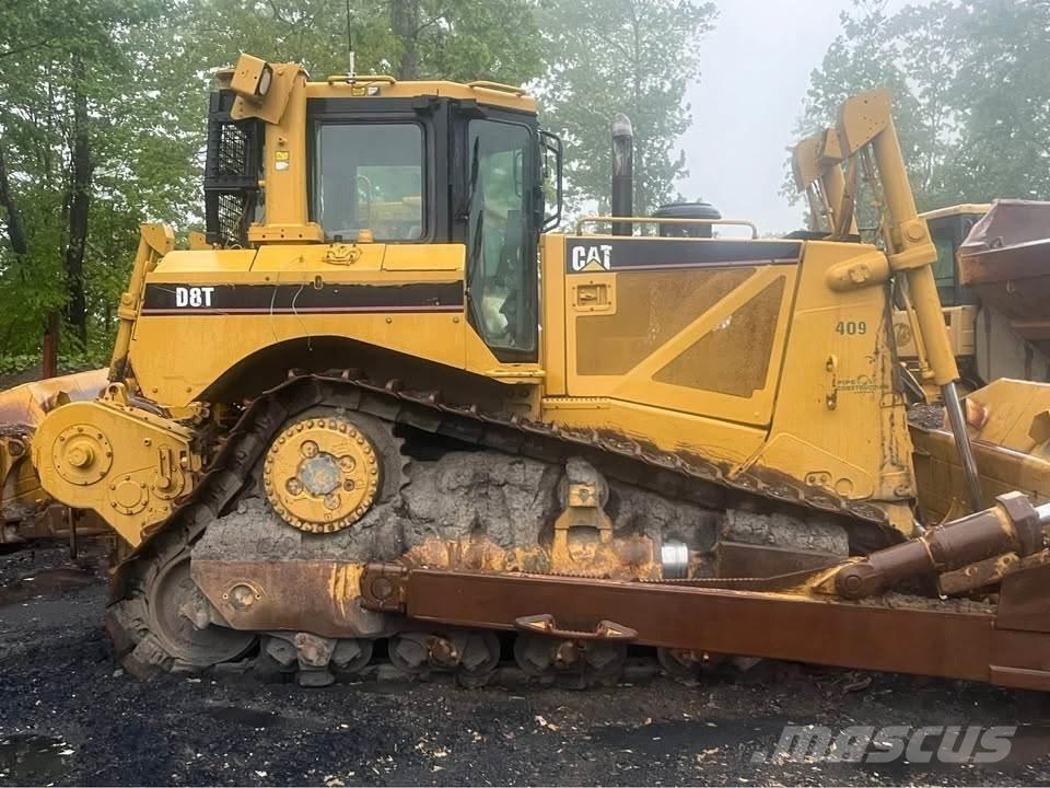 CAT D8T 크롤러 도저