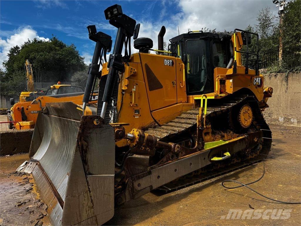 CAT D8T 크롤러 도저