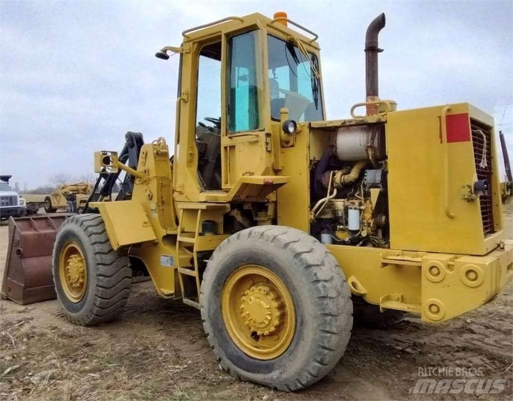 CAT IT18B  휠로우더