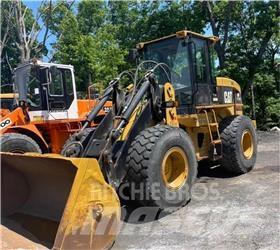CAT IT28G  휠로우더