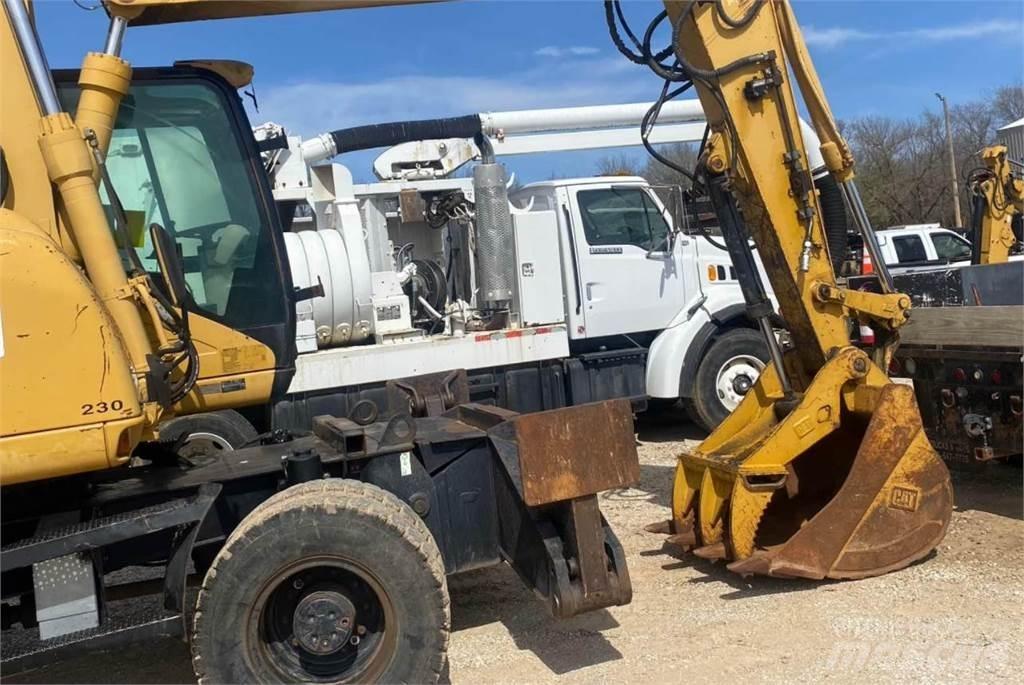 CAT M316C  휠 굴삭기