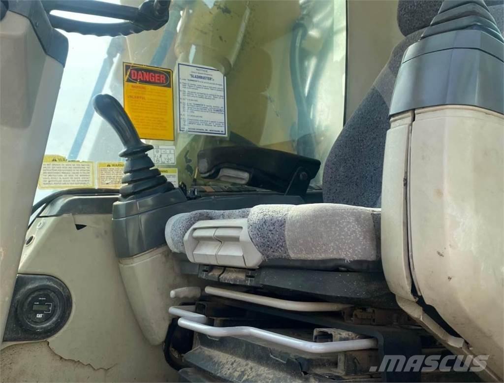 CAT M316C  휠 굴삭기