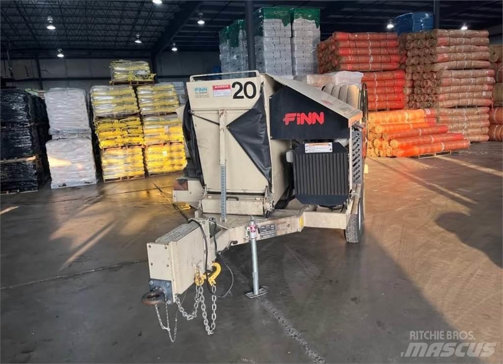 Finn BB302 시립/다목적 차량