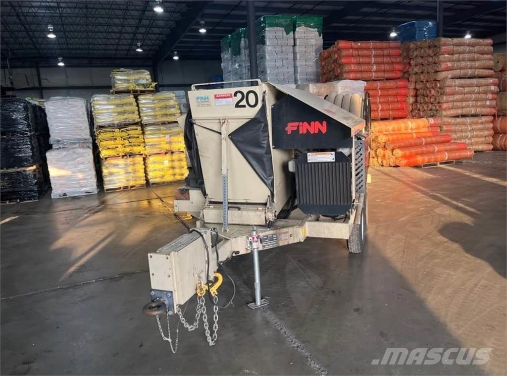 Finn BB302 시립/다목적 차량