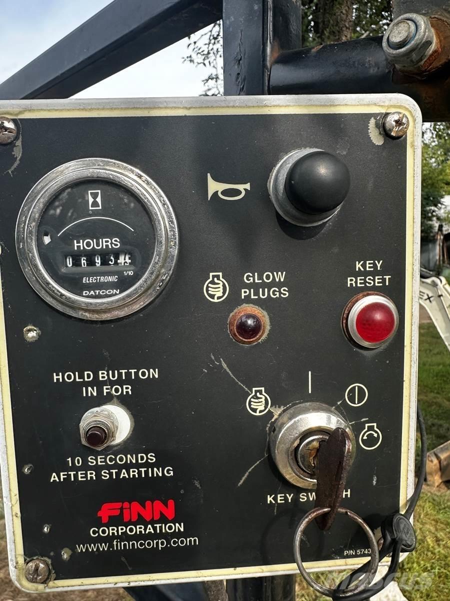 Finn T120 리시빙 호퍼, 블로어 및 엘리베이터