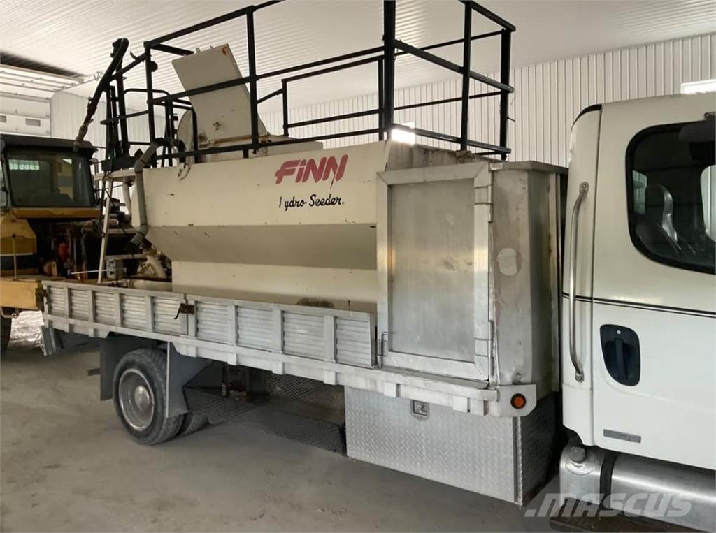 Finn T120 리시빙 호퍼, 블로어 및 엘리베이터