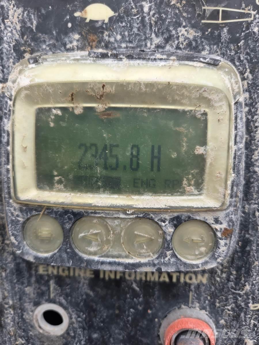 Finn T330 리시빙 호퍼, 블로어 및 엘리베이터