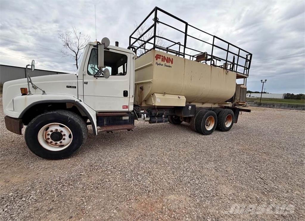 Finn T330 리시빙 호퍼, 블로어 및 엘리베이터