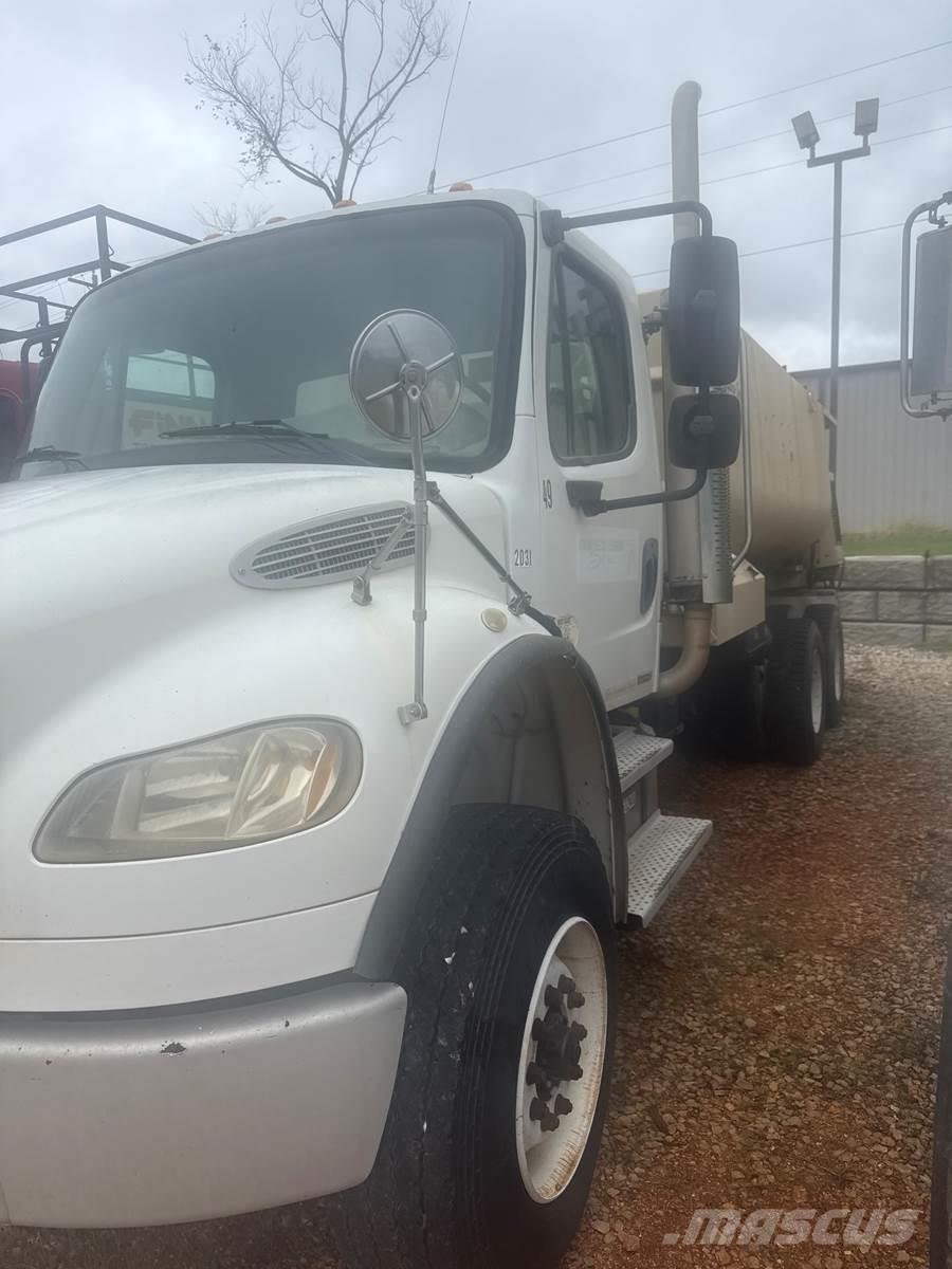 Finn T330 리시빙 호퍼, 블로어 및 엘리베이터