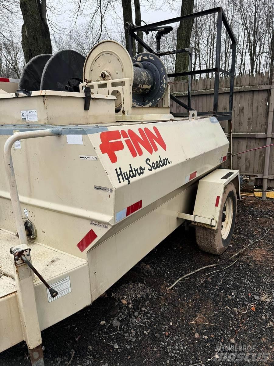 Finn T60T 리시빙 호퍼, 블로어 및 엘리베이터