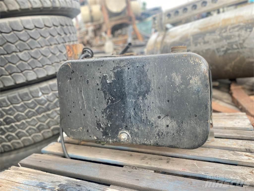 Ford  탱커 트럭