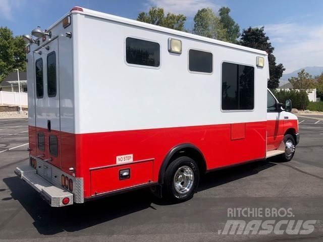 Ford E-450 구급차