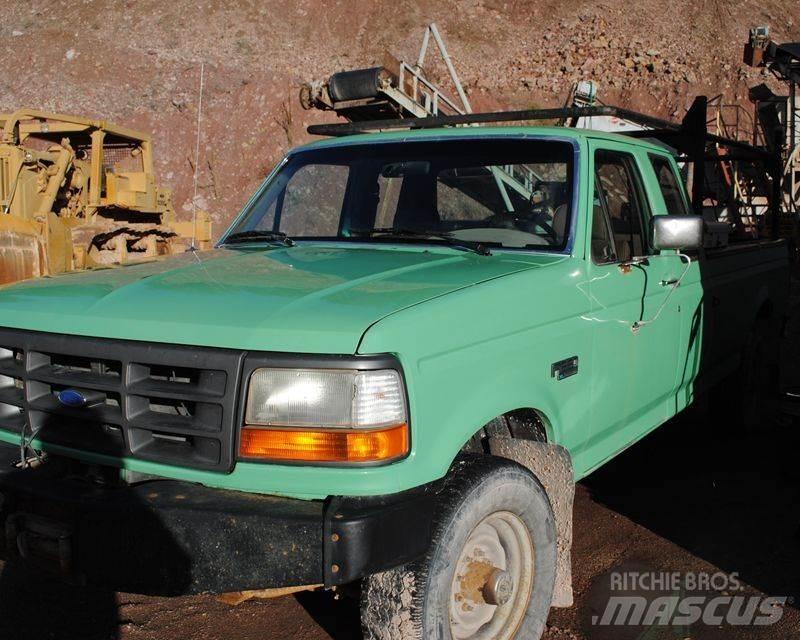 Ford F-250 픽업/드롭사이드