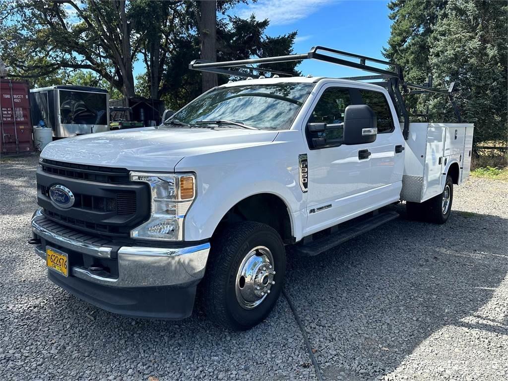 Ford F-350 시립/다목적 차량