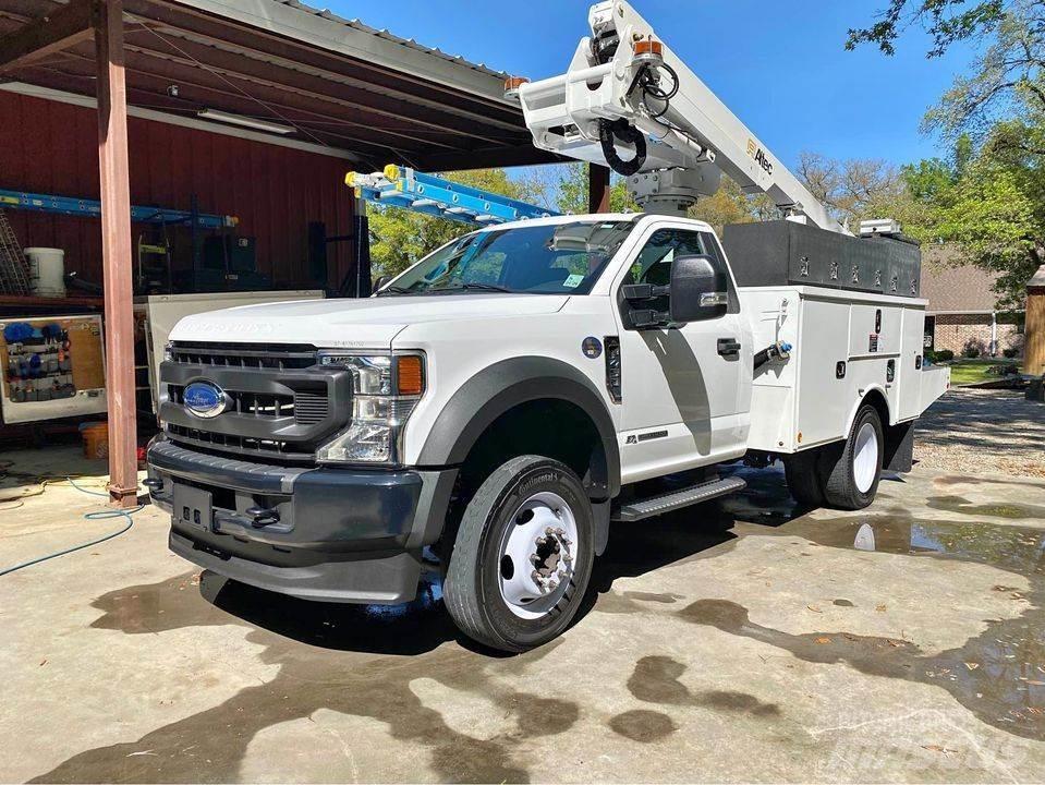 Ford F-450 트럭 탑재 고소작업대