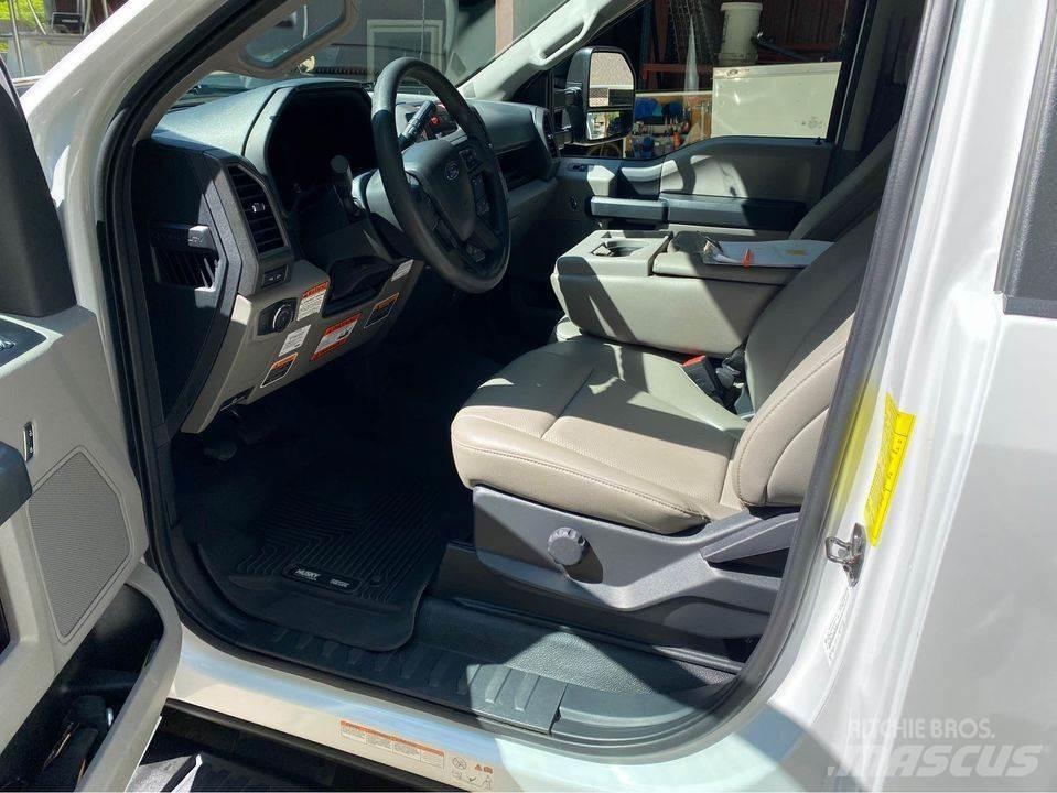 Ford F-450 트럭 탑재 고소작업대