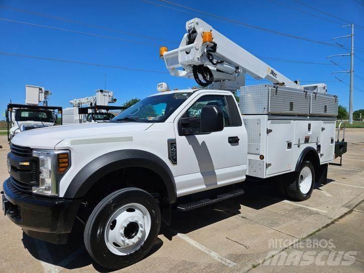 Ford F-450 트럭 탑재 고소작업대