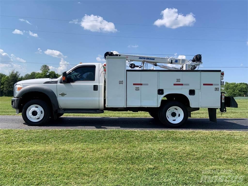 Ford F-450 시립/다목적 차량