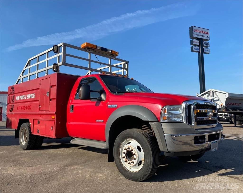 Ford F-550 시립/다목적 차량