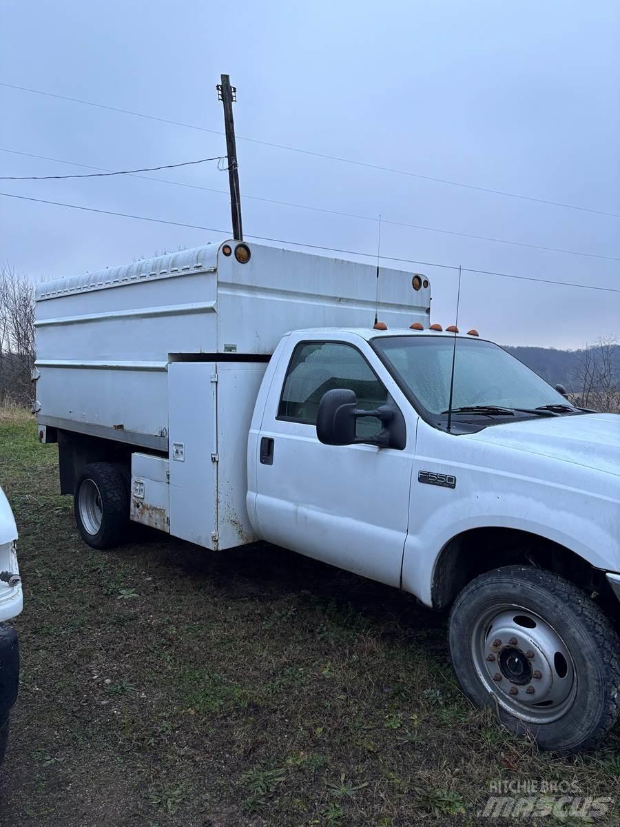 Ford F-550 시립/다목적 차량