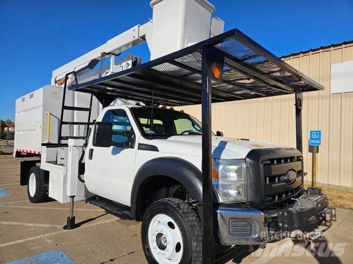 Ford F-550 트럭 탑재 고소작업대