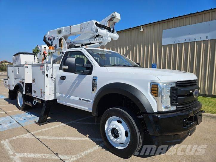 Ford F-550 트럭 탑재 고소작업대
