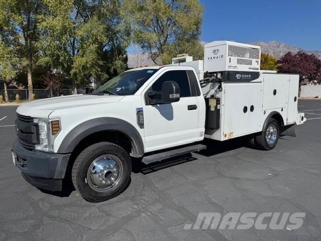Ford F-550 시립/다목적 차량