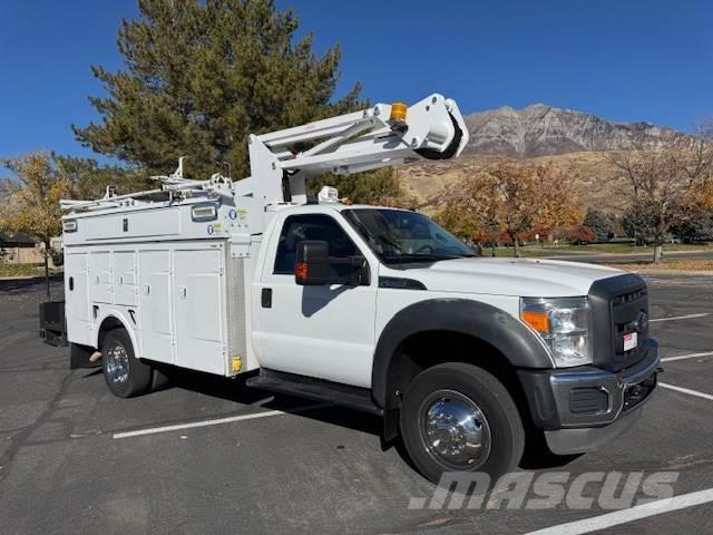 Ford F-550 트럭 탑재 고소작업대