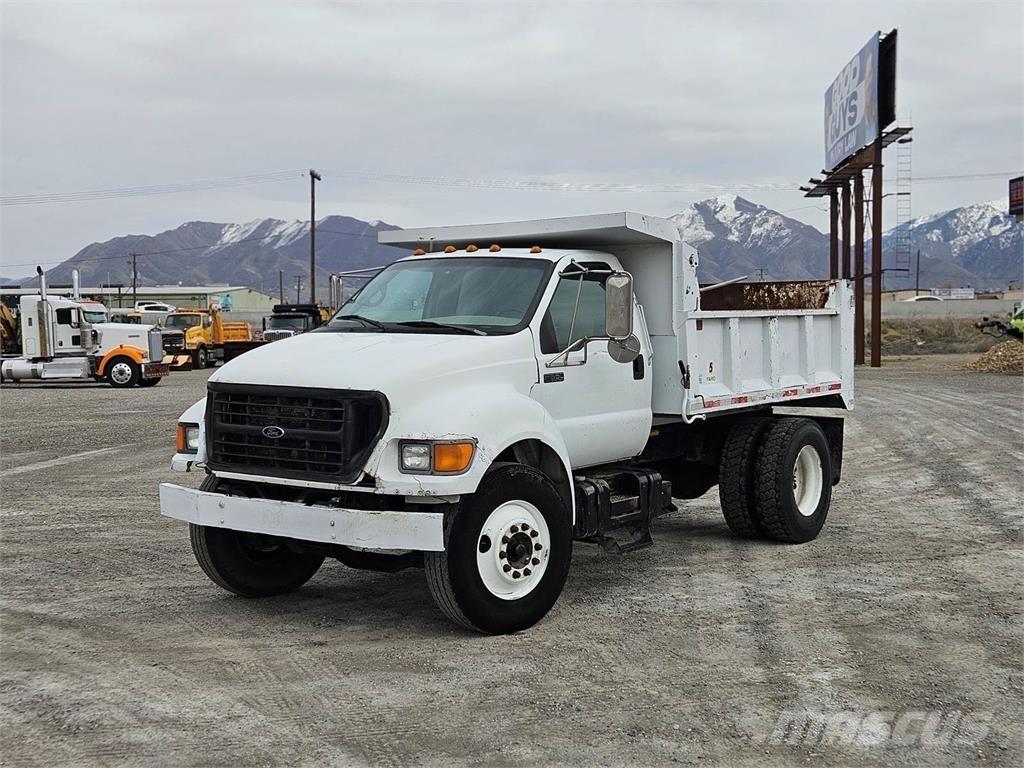 Ford F-650 덤프 트럭