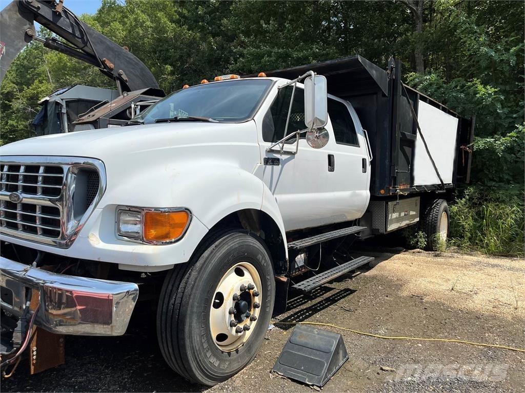 Ford F-750 덤프 트럭