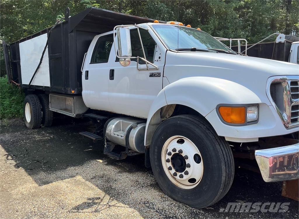 Ford F-750 덤프 트럭