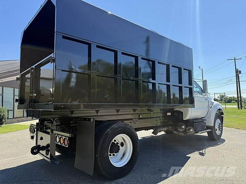 Ford F-750 우드칩 트럭
