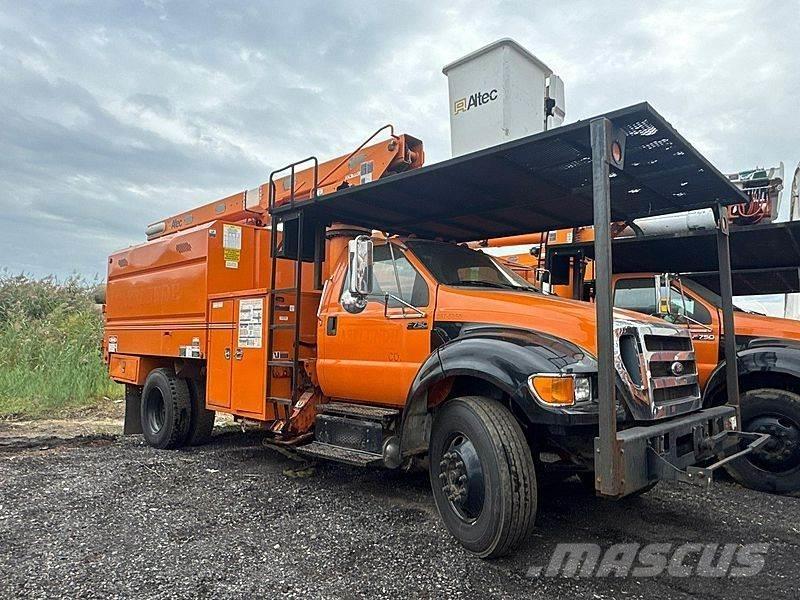Ford F-750 트럭 탑재 고소작업대
