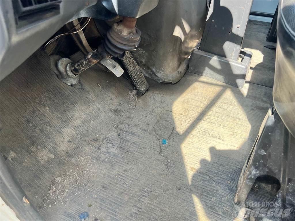 Ford L800 콤비/진공 트럭