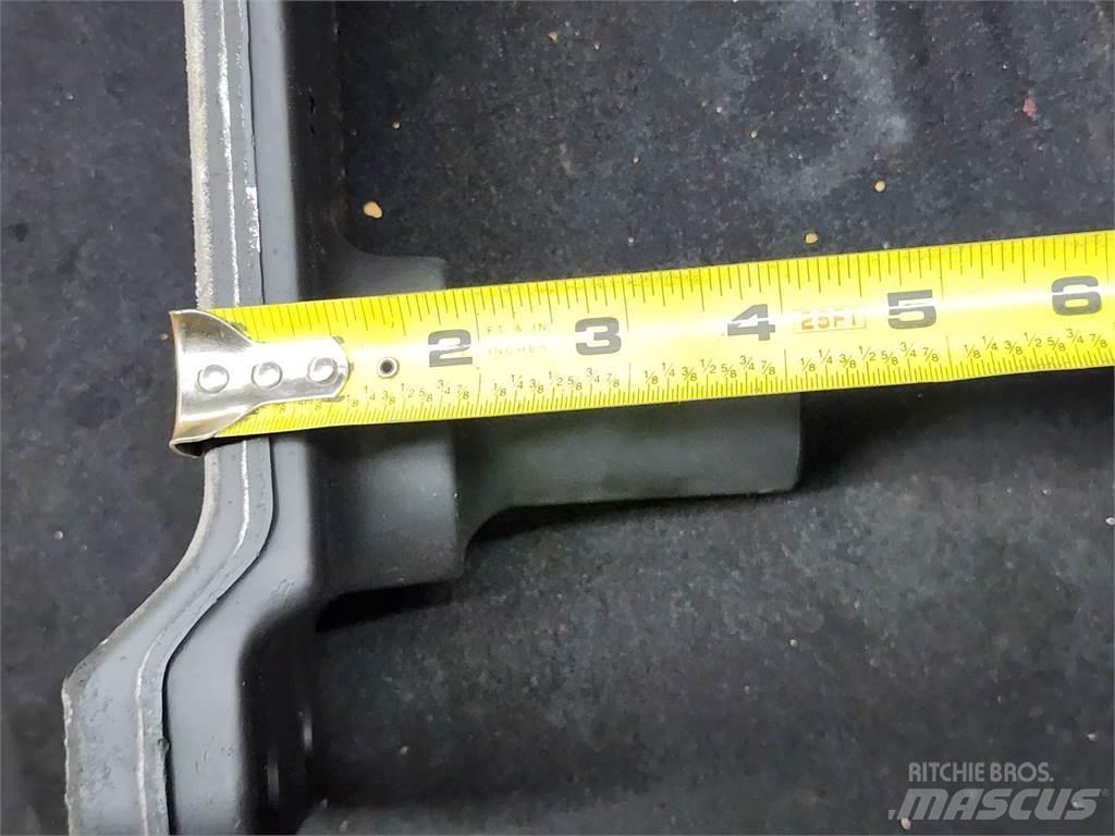 Ford L9000 엔진