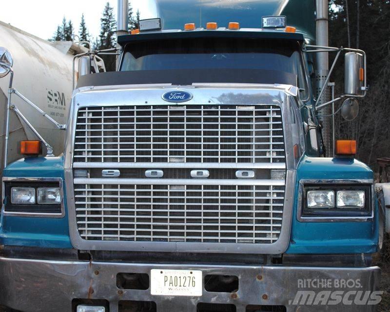Ford LTL9000 트랙터 유닛