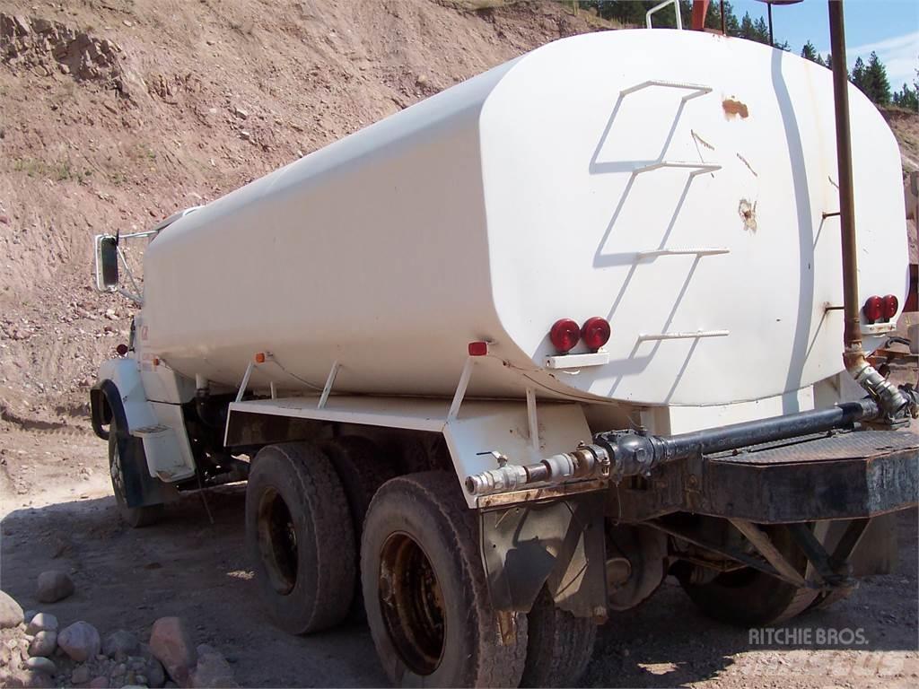 Ford LTS8000 탱커 트럭