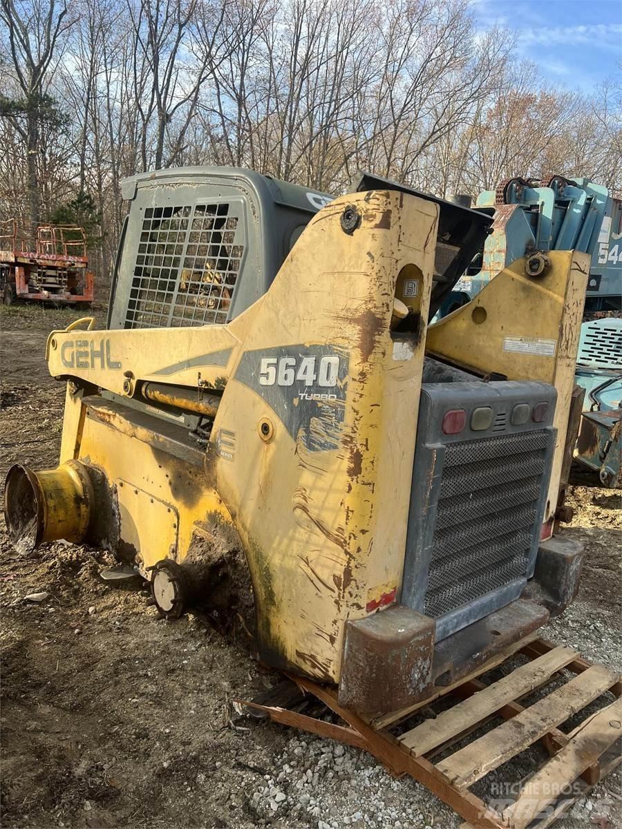 Gehl 5640E  스키드로더