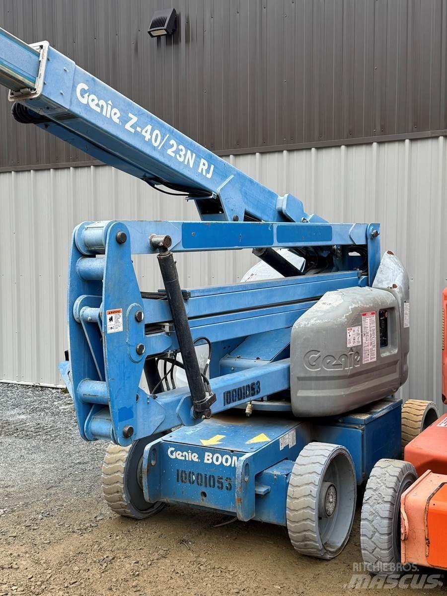 Genie Z45 관절형 전동이동 리프트