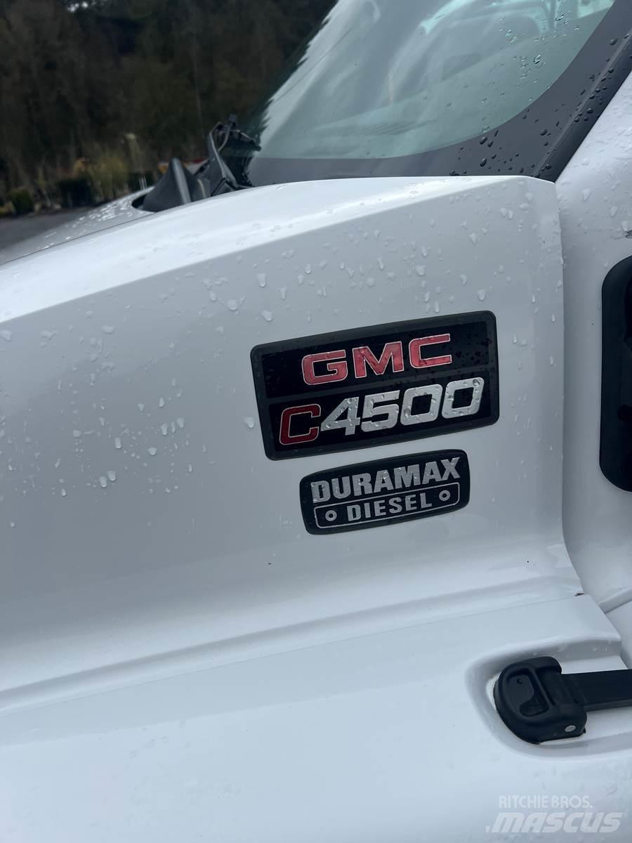 GMC 4500 시립/다목적 차량