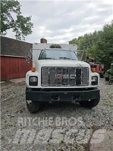 GMC C6000 우드칩 트럭