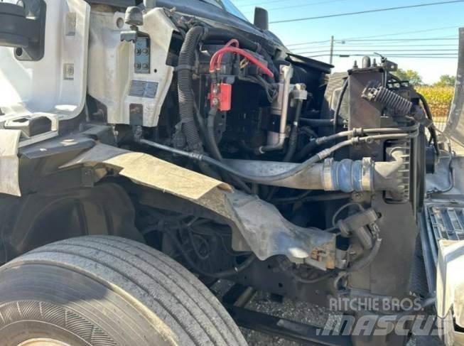GMC C7500 트럭 탑재 고소작업대